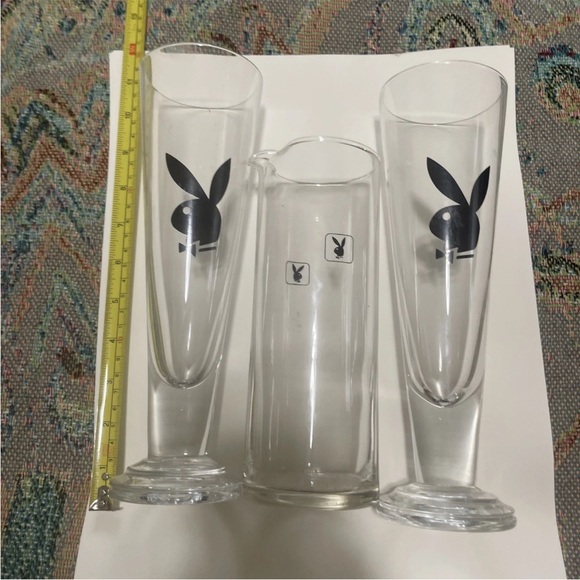 Playboy cocktail glasses and pitcher - Picture 3 of 3